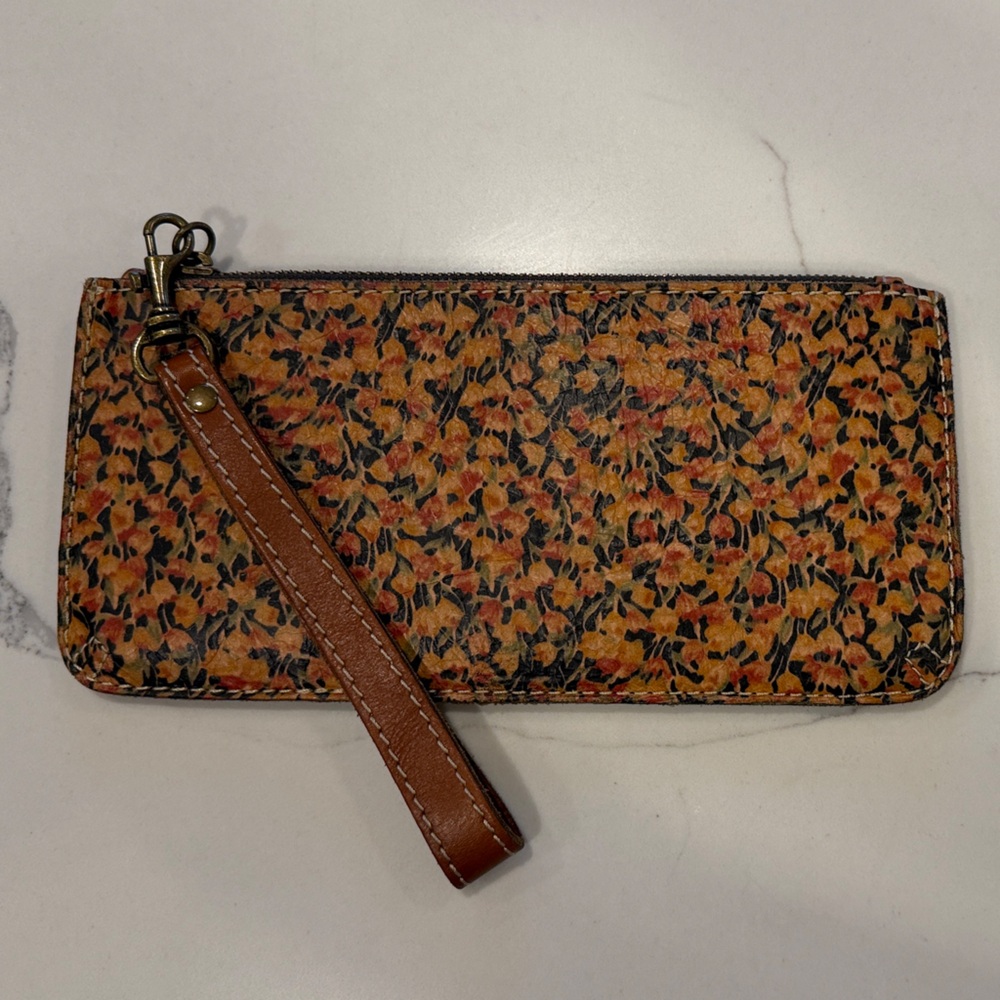 Floral Pattern Wristlet Wallet in Brown and Black